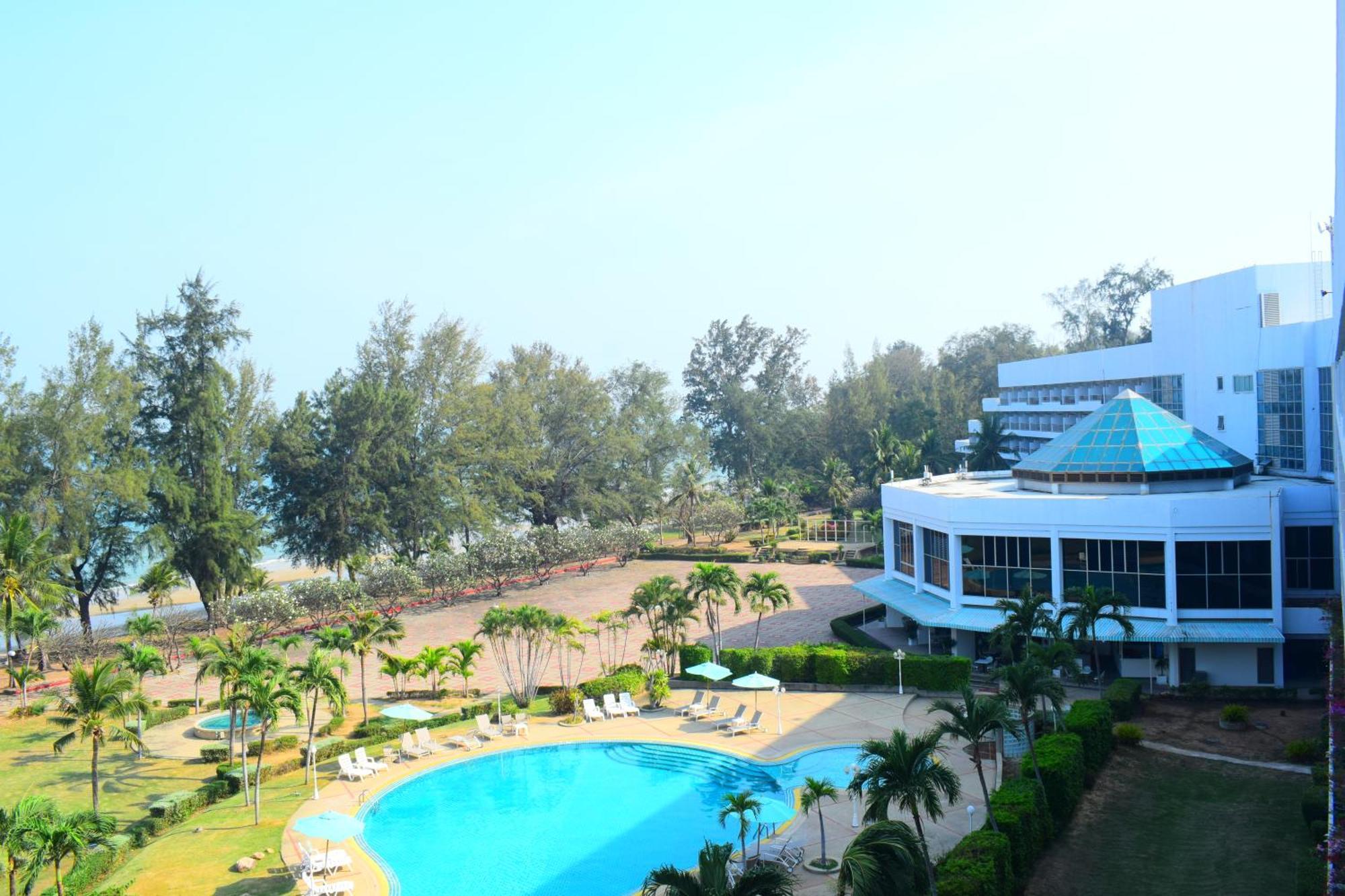 Seapine Beach Golf And Resort Hua Hin Ban Khao Takiap Zewnętrze zdjęcie