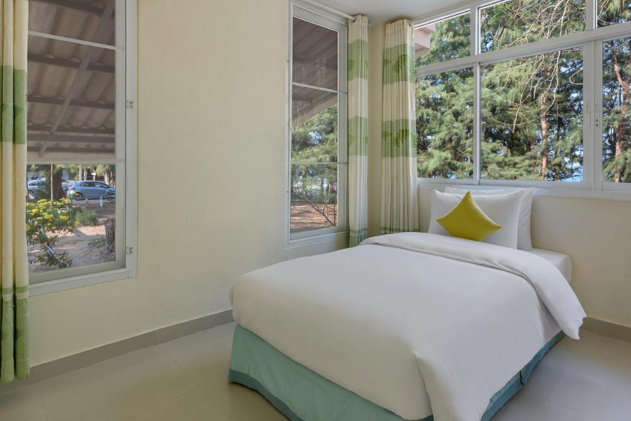 Seapine Beach Golf And Resort Hua Hin Ban Khao Takiap Zewnętrze zdjęcie